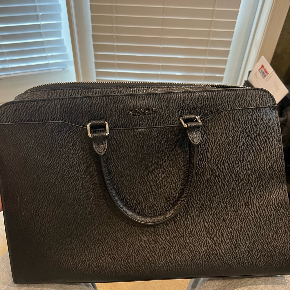 Men’s Coach Beckett Briefcase - Like New - Black